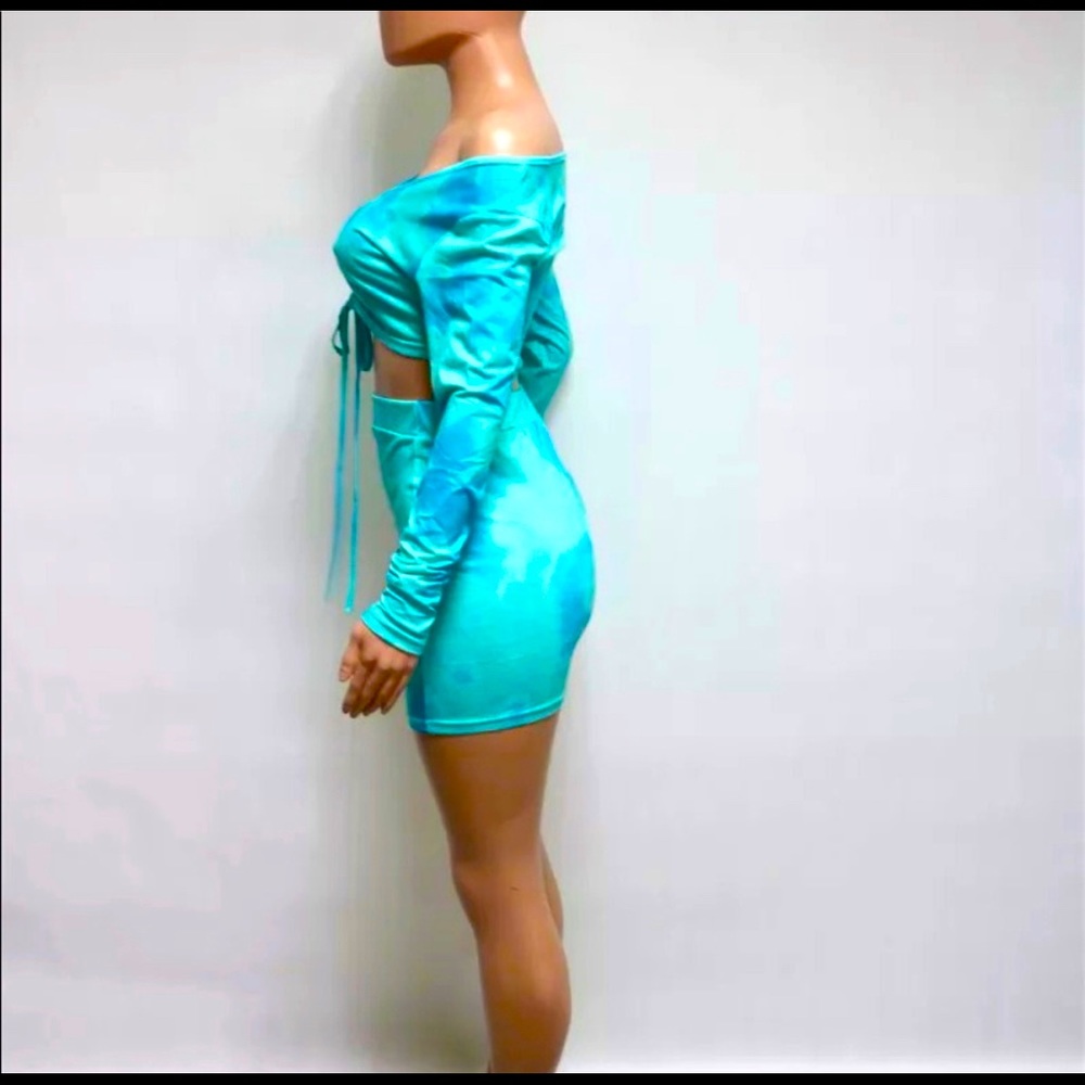 Crop Top Two Piece Mini Skirt (Set) - Picture 5 of 6